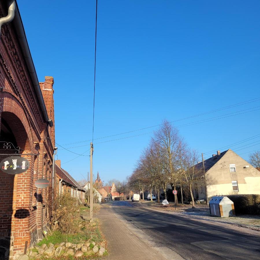 Ferienwohnung Märchenhaft urlauben auf dem Alpakahof Rambow Exterior foto